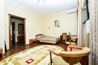 Гостиница Ерофей Хабаровск Двухместный номер бизнес-класса с 2 отдельными кроватями-2