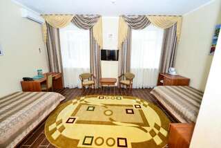 Гостиница Ерофей Хабаровск Двухместный номер бизнес-класса с 2 отдельными кроватями-3
